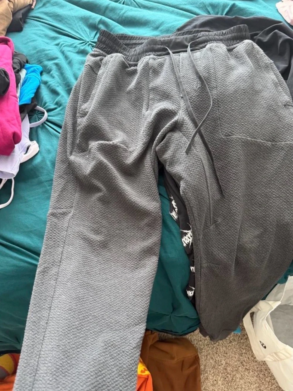 Men's lululemon at ease jogger size l